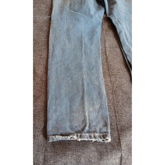 Pants 42 X 34 Wrangler Mens Thrashed Distressed Demin Jeans 5 Pocket - Picture 9 of 10